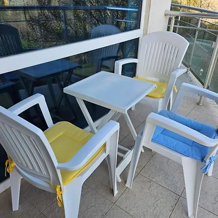 студио за двама в сарафово 아파트 *